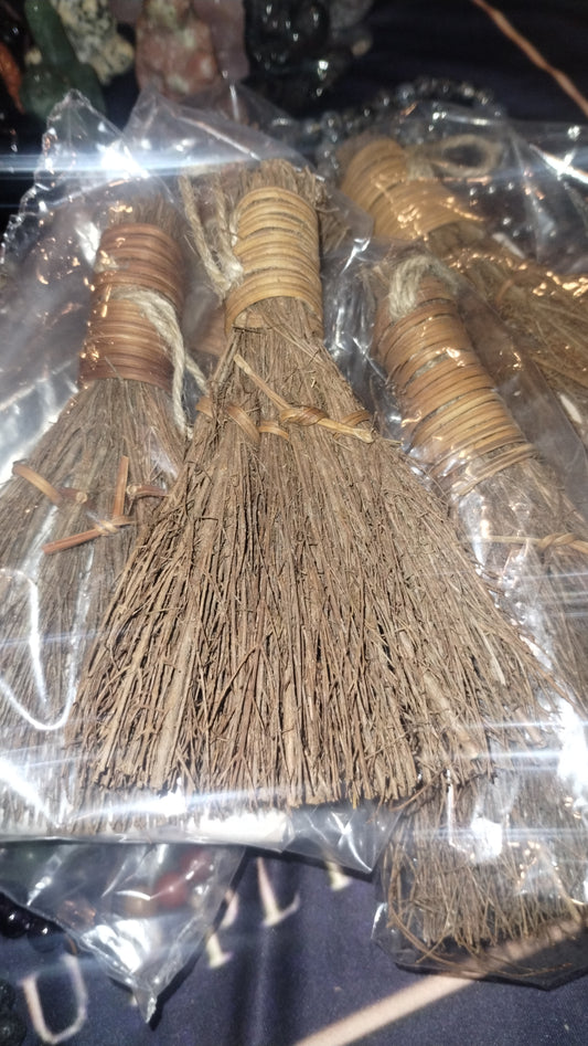 Cinnamon Broom